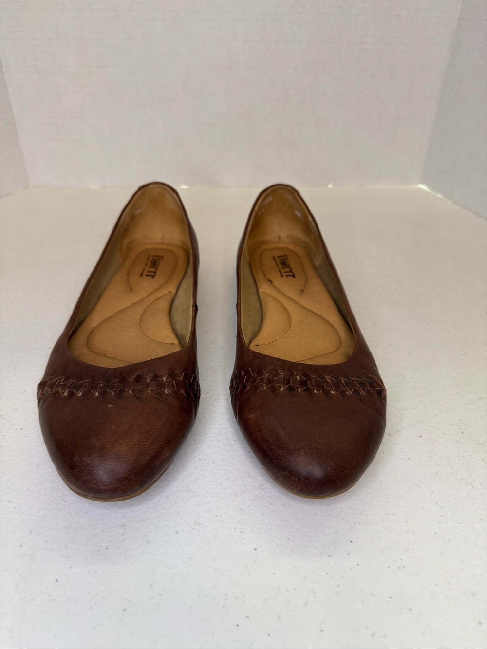 Born Women’s Madeleine Brown Ballet Flats Size 7